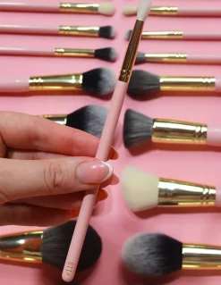 P. Louise P.Louise #118 Blending Brush- Single Brushes