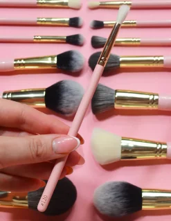 P. Louise P.Louise #120 Blending Brush- Single Brushes