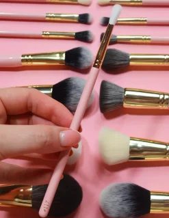 P. Louise P.Louise #117 Blending Brush- Single Brushes