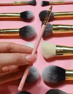 P. Louise P.Louise #157 Tiny Detailer Brush- Single Brushes