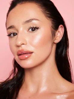 P. Louise P.Louise Cheek Of It Liquid Highlighter- Highlighter