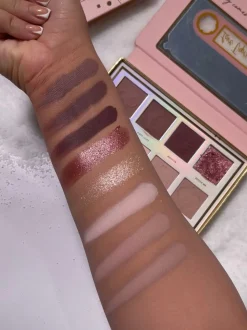 P. Louise P.Louise Love Tapes Palette - Lady In Charge- Palettes